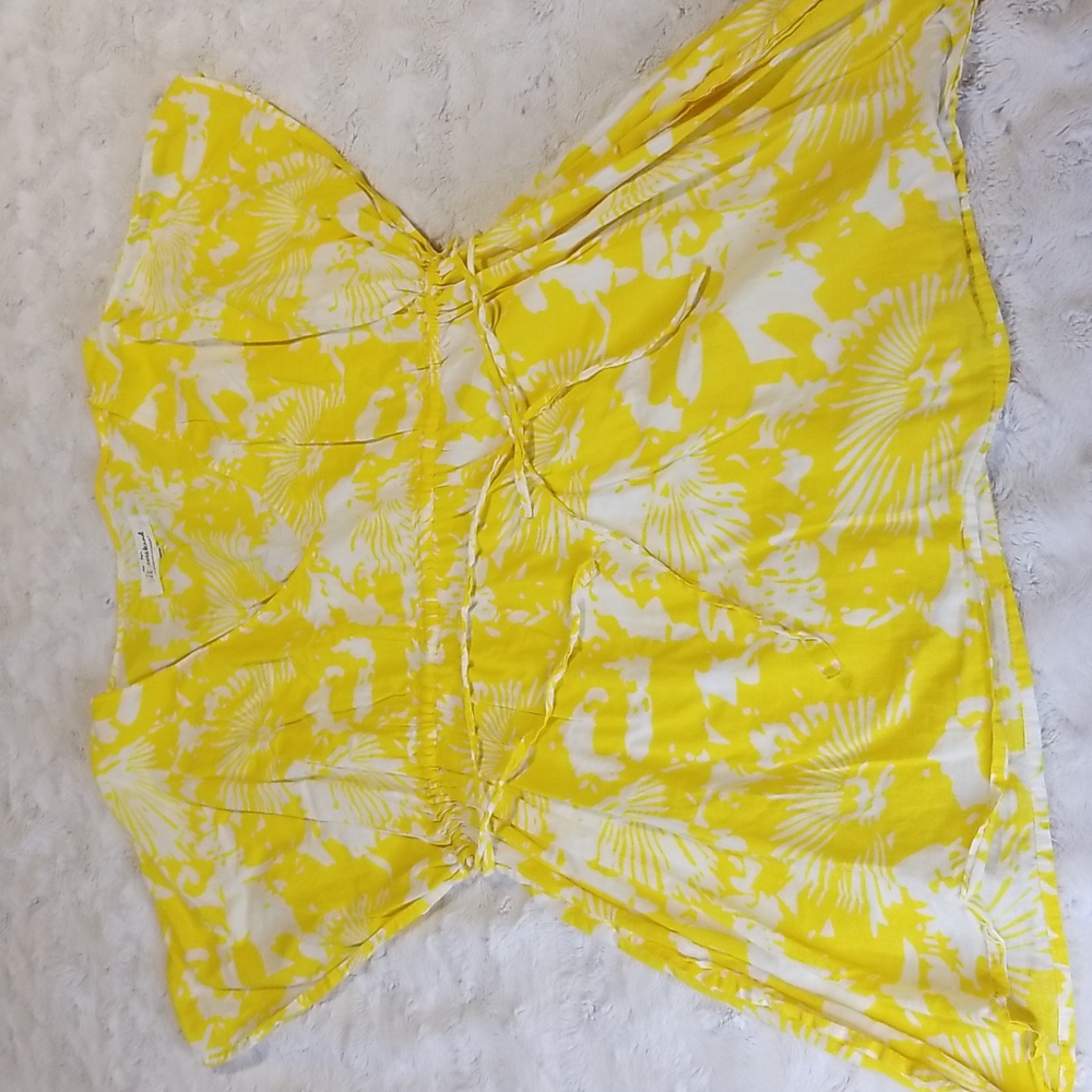 Le Weekend by Virginia Johnson Swim Cover Up Yellow White Floral Size Medium